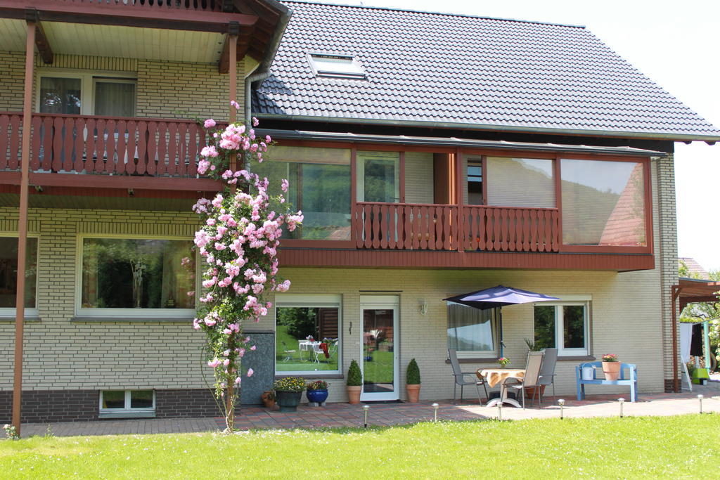 Ferienquartier Waldblick Hotel Lügde Exterior foto